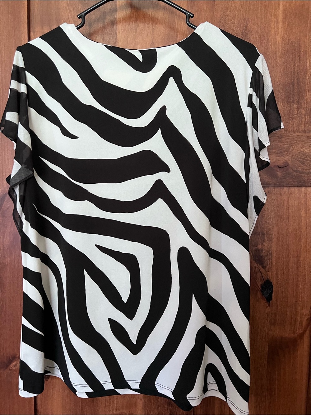 Calvin Klein Black & White Zebra-Print Flutter Sleeve Blouse - Picture 3 of 11